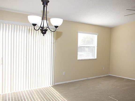 4th image of 1658 Campos Dr