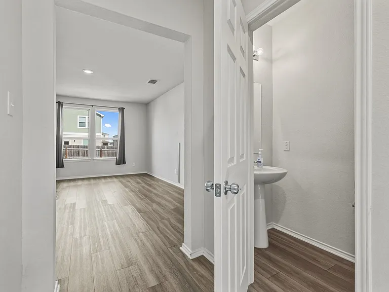 201 Katie Elder Dr — Photo 18