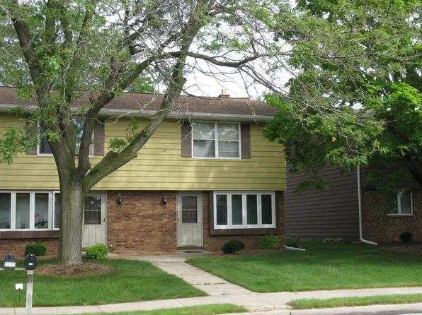 211 South 11th STREET #D, Oostburg, WI 53070