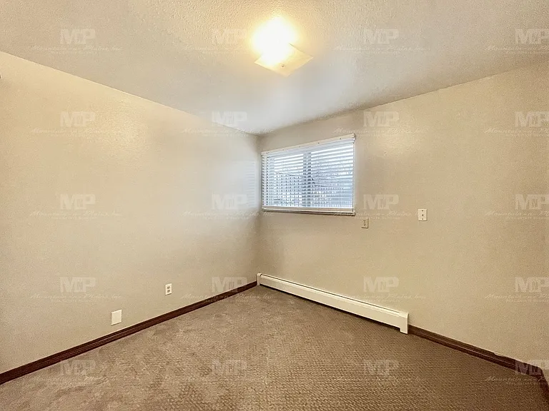 1628 Azalea Dr #3 — Photo 14
