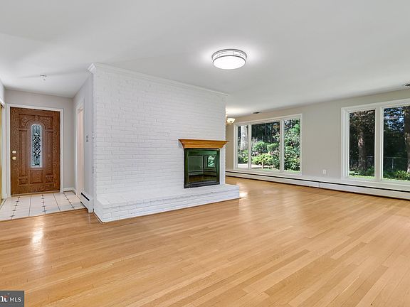 5th image of 3411 Andover Dr