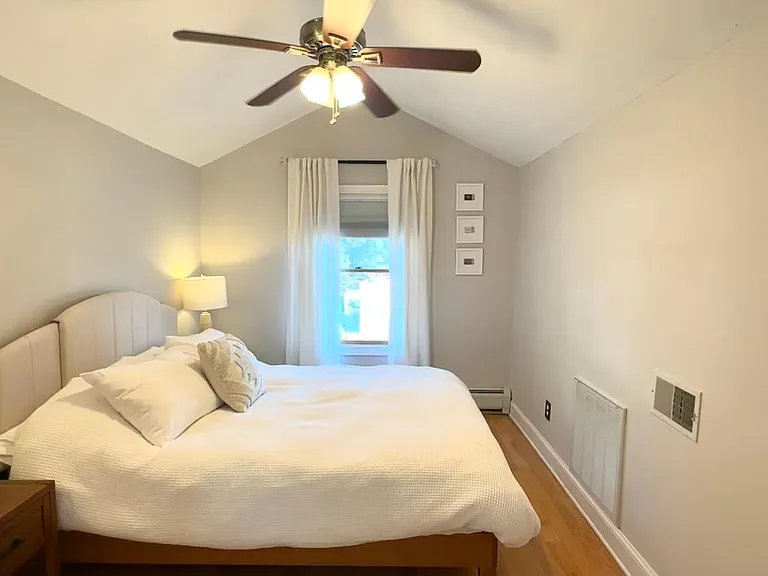 138 Cedar Ave — Photo 63