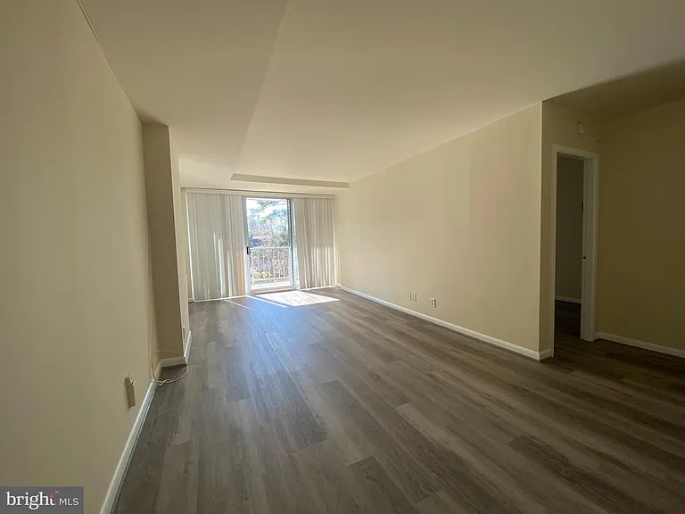 301 N Beauregard St #122 — Photo 22