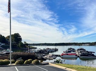 15608 Woodland Ridge Ln #13, Charlotte, NC 28278