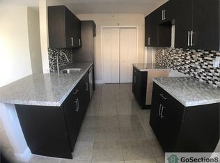 540 N 68th Ter, Hollywood, FL 33024