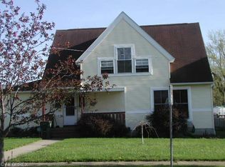 572 Rubber St, Barberton, OH 44203