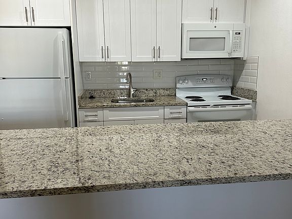 4th image of 2801 NE 51st St #A