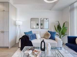 38 Honeycrisp Cres #818, Vaughan, ON L4K 0M8