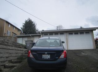 2128 NE 6th Ct, Renton, WA 98056