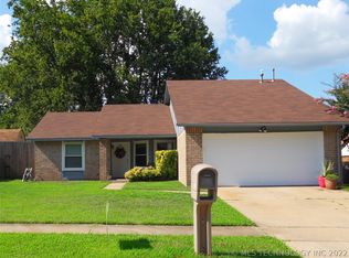 1130 W Birmingham Pl, Broken Arrow, OK 74011