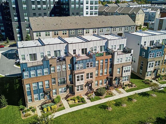 2nd image of 23 Armstrong Pl