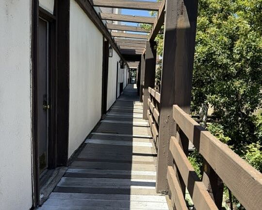 2nd image of 320 S Ardmore Ave APT 314