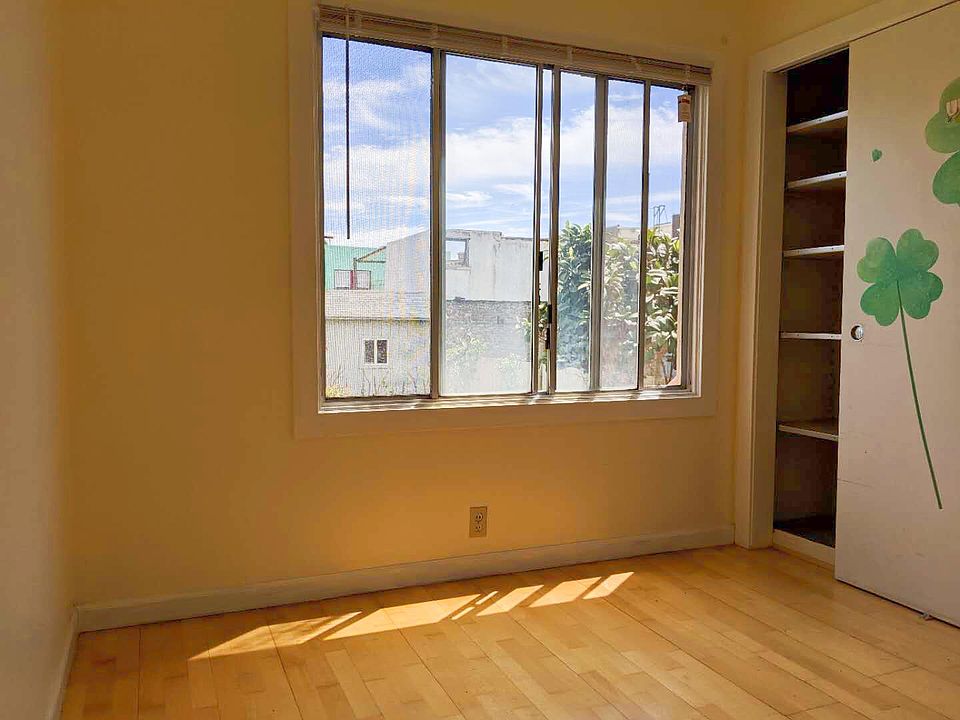 1st image of 445 Girard St