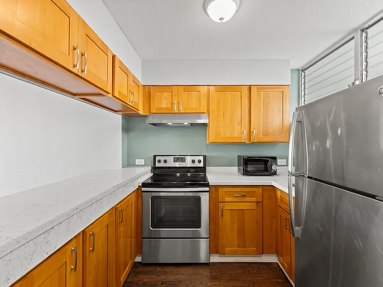 555 University Ave #2801 — Photo 11