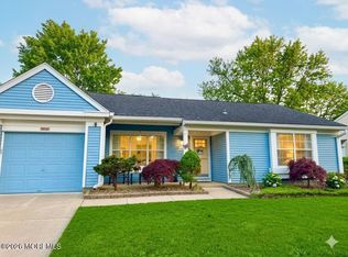 1042B Canterbury Drive, Manchester, NJ 08759