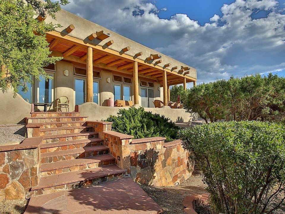 1st image of 517 Camino Del Cielo