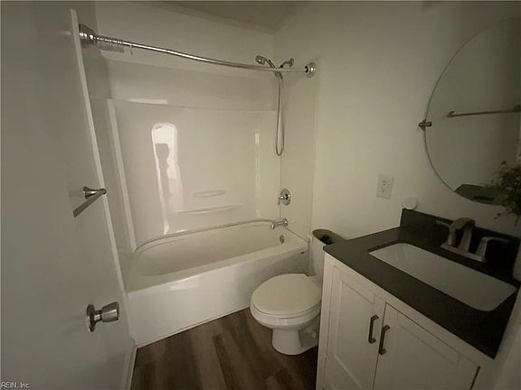 4th image of 35 Phelps Cir