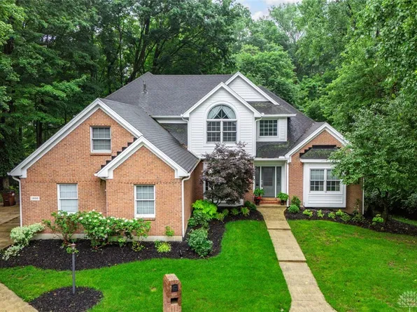 1466 Bull Skin Run Ct, Dayton, OH 45434