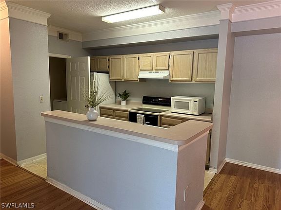 4th image of 11490 Villa Grand APT 210