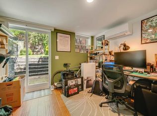 210 5th St #B, Jersey City, NJ 07302