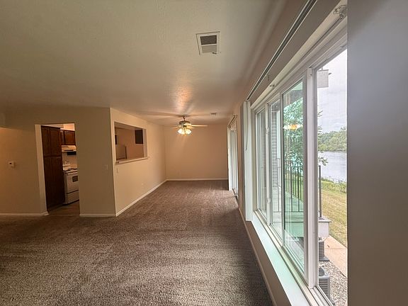 3rd image of 725 Keenway Cir #C