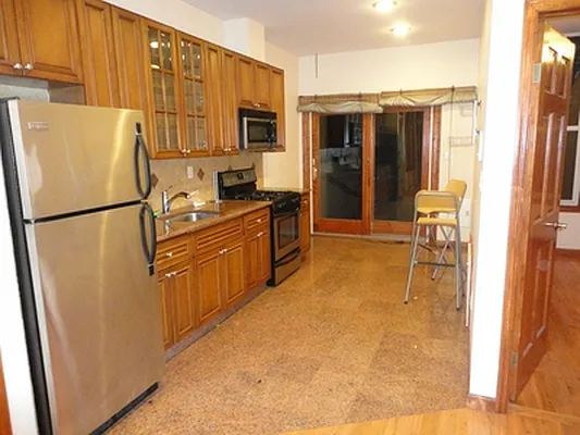 Rented by Urban Realty NYC | media 60