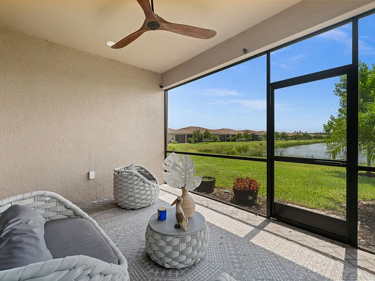 10288 Bonavie Cove Dr — Photo 26