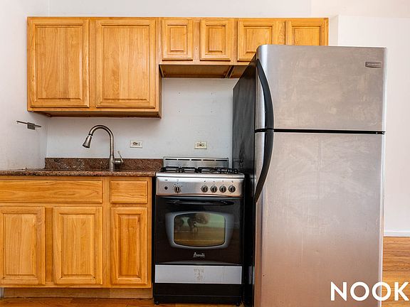 4th image of 59 Ten Eyck St #2O