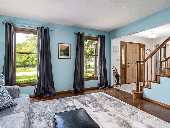 4th image of 1475 Sweetclover Ln