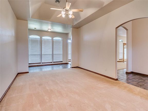5th image of 9405 SW 31st St
