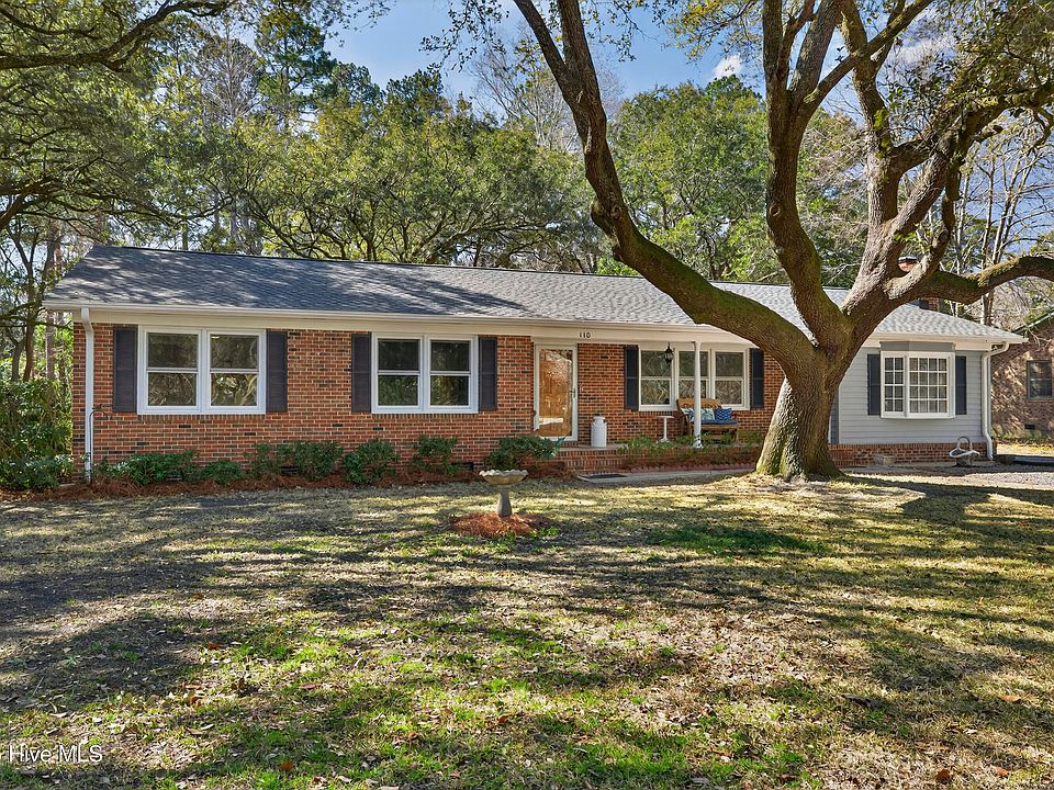 1st image of 110 Live Oak Drive