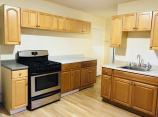 9 Chestnut St, Waltham, MA 02453