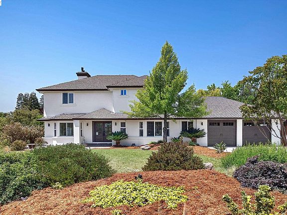2nd image of 2337 Grosvenor Heights Ct
