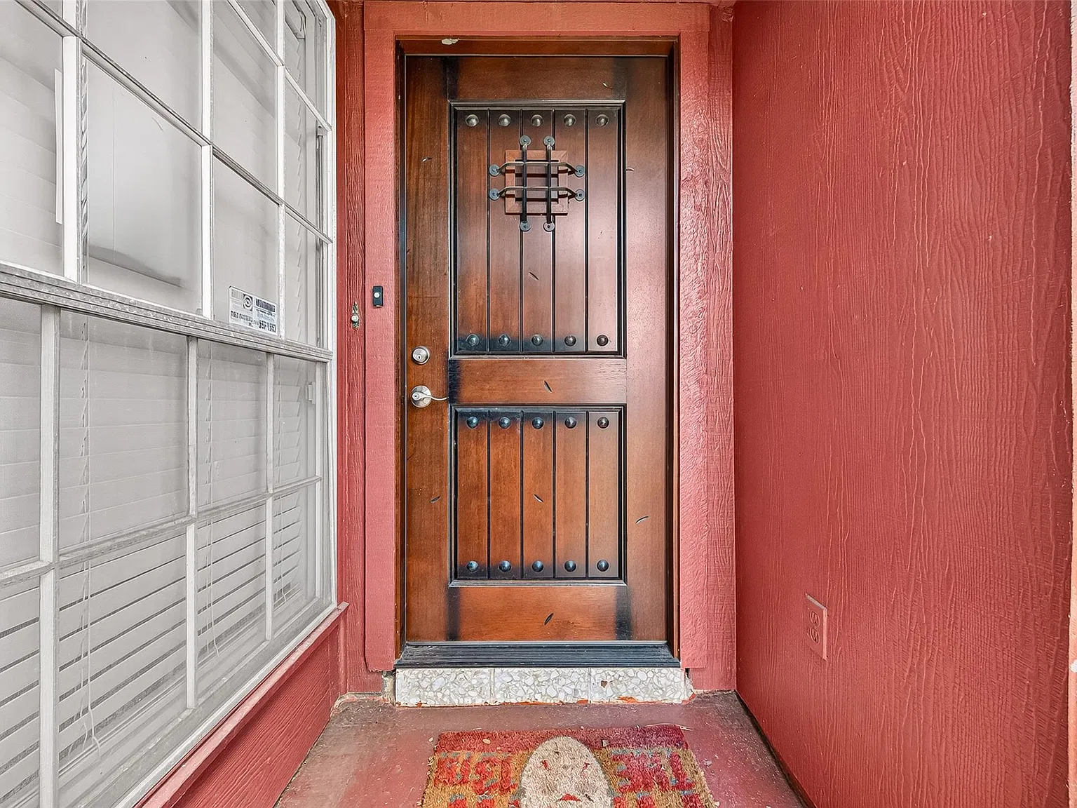 3 bed, 2.0 bath, 1680 sqft, $2,300 — Photo 4