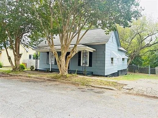 145 Parrish St — Photo 3