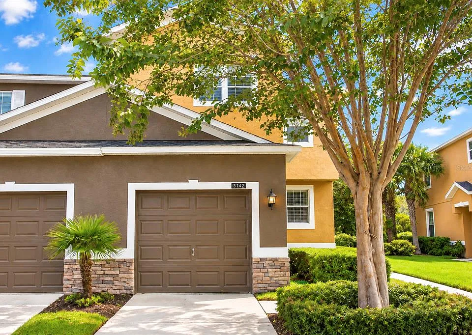 3142 Rodrick Cir
