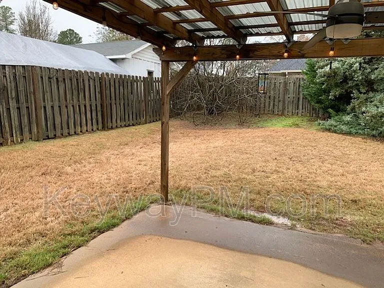 4890 Somerset Dr — Photo 23