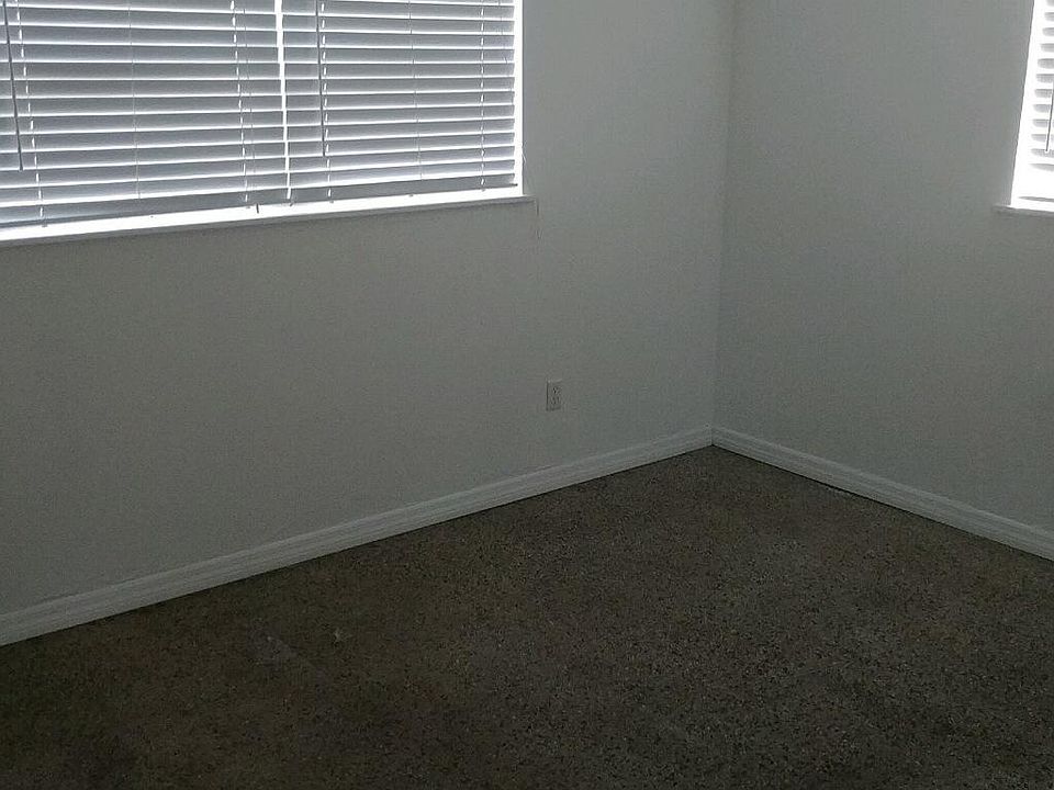 1st image of 6022 W Idlewild Ave