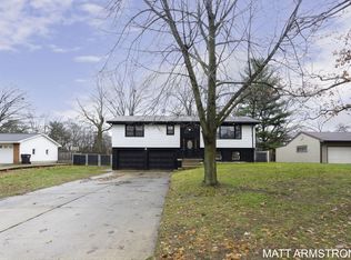 3690 Wentworth Dr SW, Wyoming, MI 49519