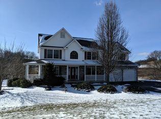 681 Saint Johns Rd, Drums, PA 18222