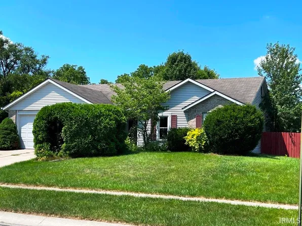 228 Peggy Ln, Avilla, IN 46710