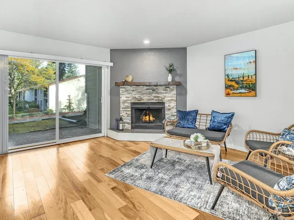 4200 Factoria Boulevard SE #B8, Bellevue, WA 98006