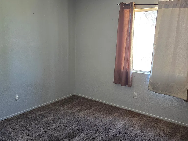 38840 Edgemont Dr — Photo 9