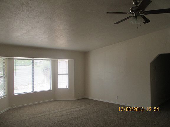 4th image of 70 E Spur Drive