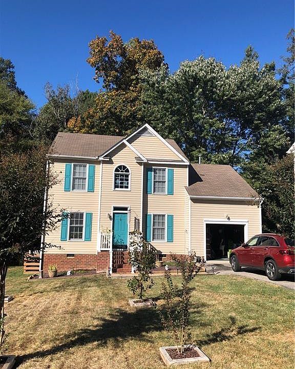 2nd image of 15106 Manor Gate Pl