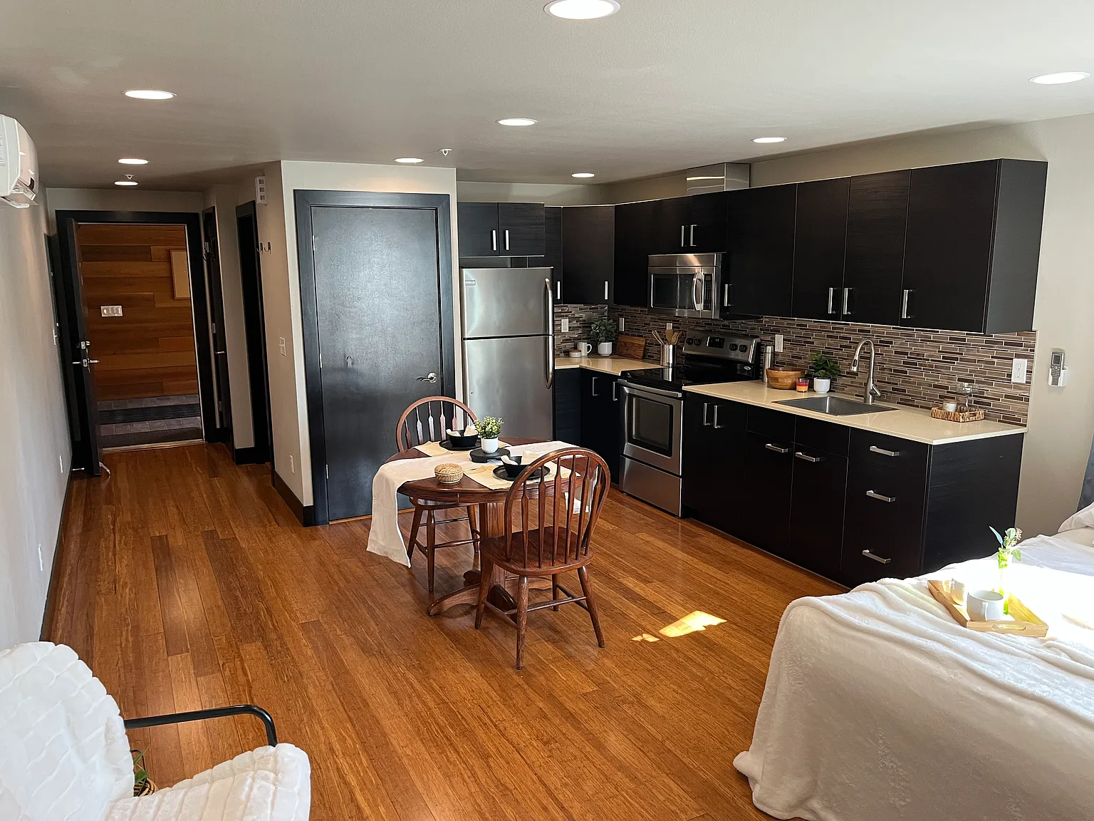 Studio, 451 sqft, $1,475 — Photo 1