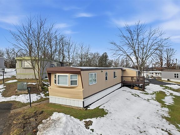 3rd image of 34 Leesburg Ct