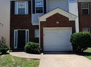2816 Windsor Forrest Ct, College Park, GA 30349