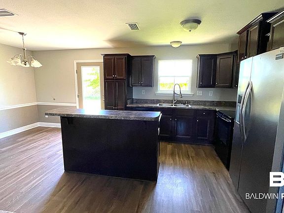 4th image of 21718 Talbot Ln