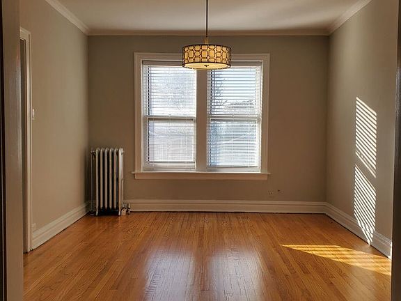 5th image of 6226 N Clark St #2N